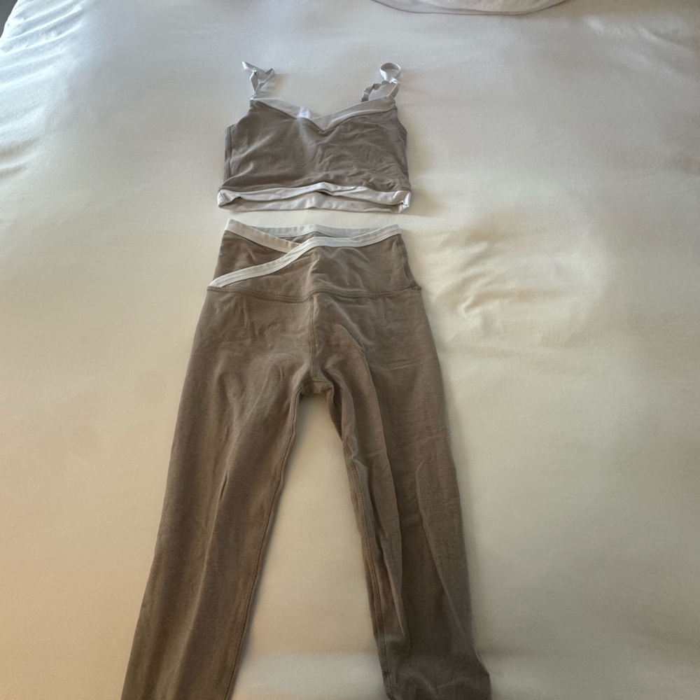 Beyond Yoga Set